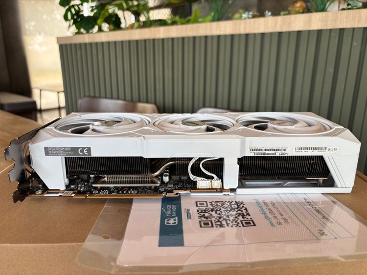 ขาย กาดร์จอมหาเทพ SAPPHIRE PURE RADEON RX 9070 XT GAMING OC 16GB GDDR6 ตัวเทพ ตัวจบ สีขาว  สภาพนางฟ้า รูปที่ 5