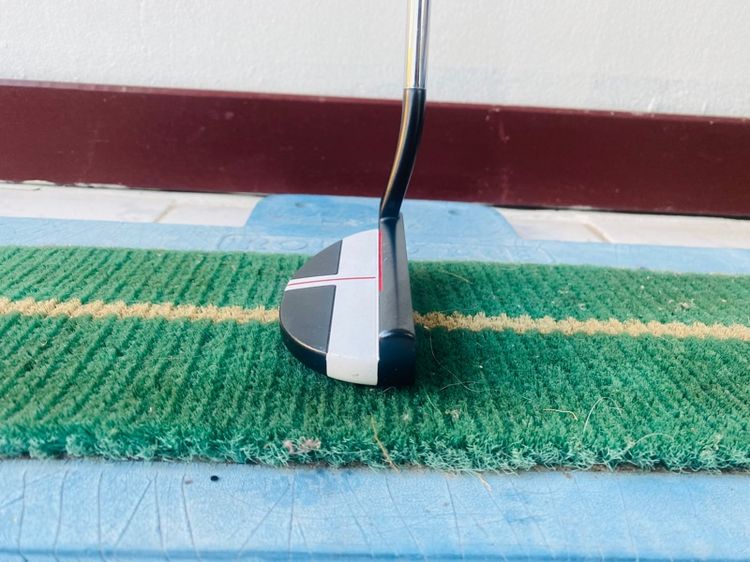 Putter Odyssey 9 O-Works Microhinge Face  รูปที่ 7