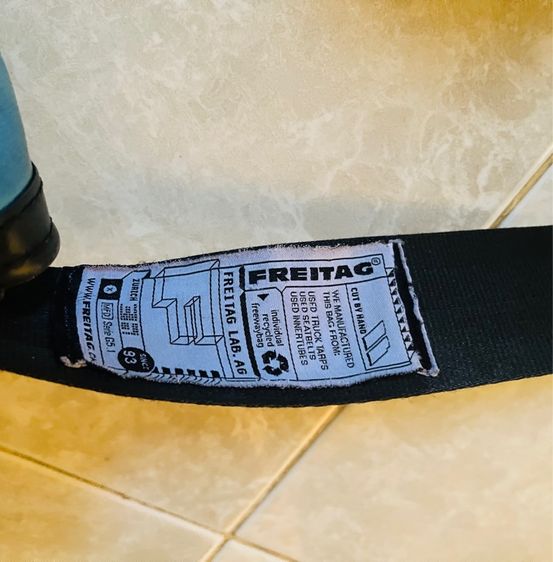 Freitag Surfside6 ฟ้า ดำ เหลือง . รูปที่ 4