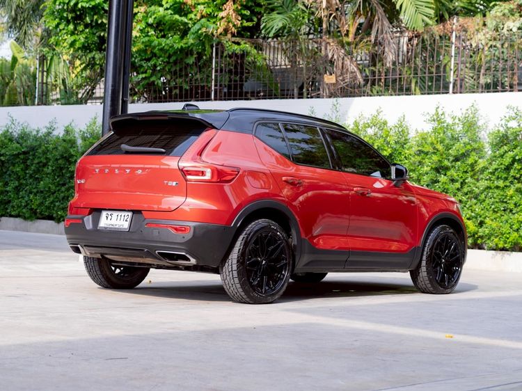 Volvo XC40 2020 2.0 T5 R-Design 4WD Utility-car เบนซิน ไม่ติดแก๊ส เกียร์อัตโนมัติ แดง รูปที่ 4