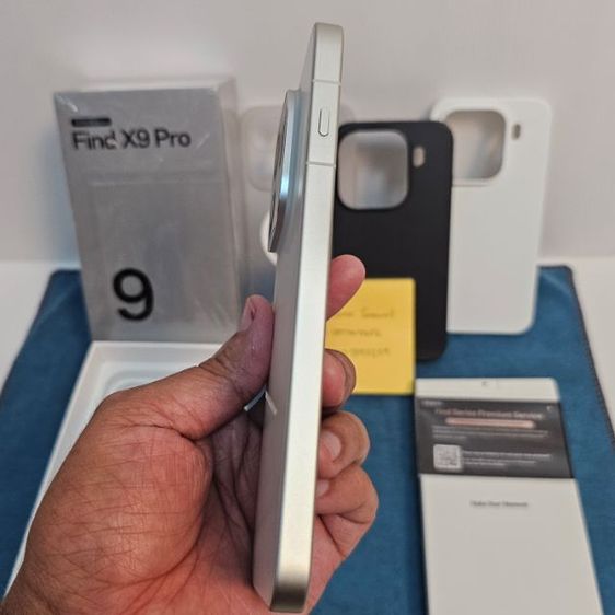 OPPO Find X9 Pro 512 g สีขาวสภาพนางฟ้า เครื่อง ศูนย์ ไทย แท้
ประกันจอเหลือยาวถึงปี 2027 รูปที่ 4