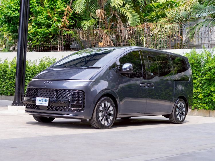 Hyundai Staria 2024 PREMIUM 2.2 Utility-car ดีเซล ไม่ติดแก๊ส เกียร์อัตโนมัติ เทา รูปที่ 3