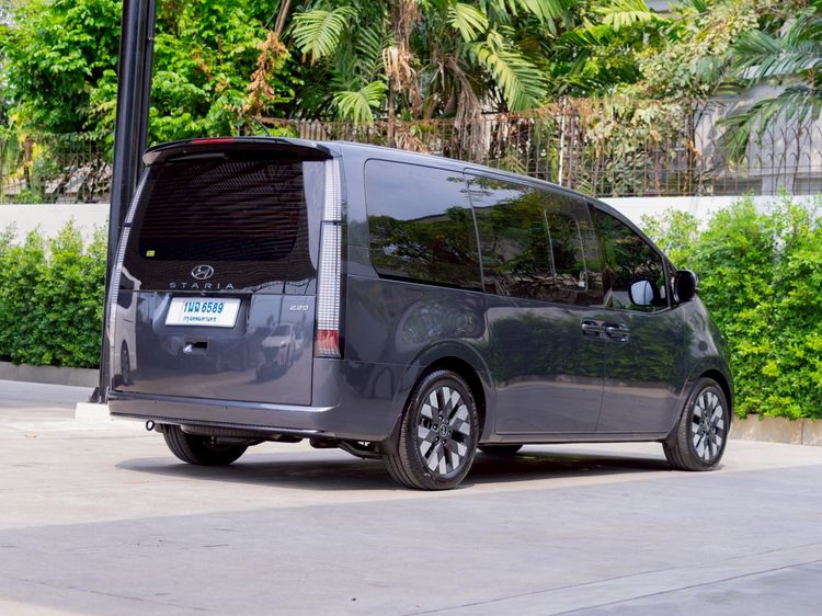 Hyundai Staria 2024 PREMIUM 2.2 Utility-car ดีเซล ไม่ติดแก๊ส เกียร์อัตโนมัติ เทา รูปที่ 4