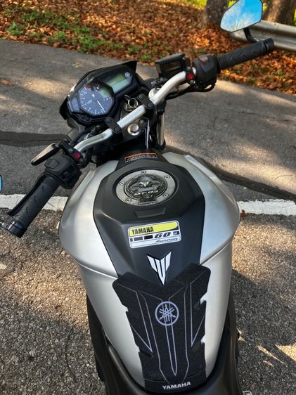 Yamaha MT03 รูปที่ 3