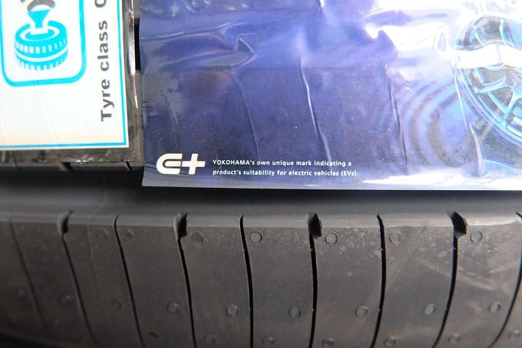 🚩 โปรโมชั่นยางใหม่ Yokohama รุ่น Advan dB V553 ขนาด 235 50R18 ปี25 รูปที่ 4