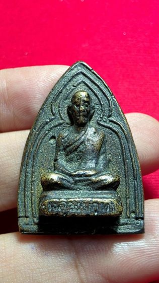 เหรียญหล่อหลวงพ่อทบ เก่าครับ ใครชอบปิดได้เลย