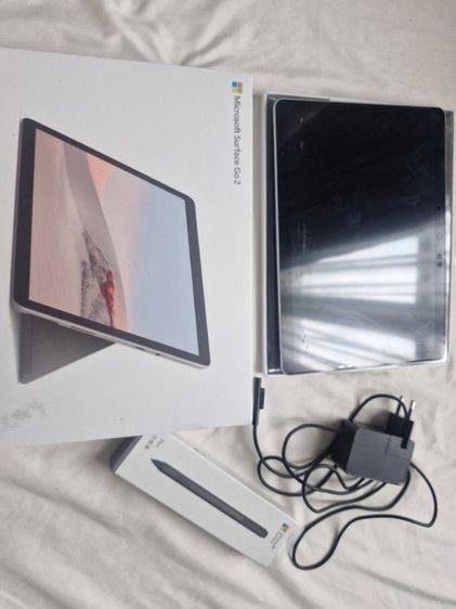 Surface Go2 อุปกรณ์ครบ กล่องครบ ปากกา แป้นพิมพ์ ติดฟิล์ม ใช้งานปกติ