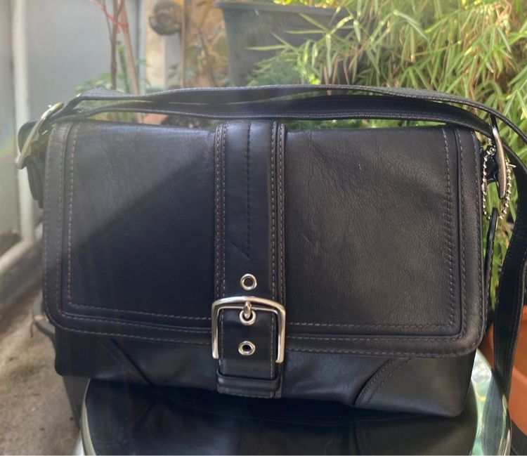 Coach เทเลิกเก็บ มือสอง ของแท้ วินเทจ Y2K โค้ช Soho Flap Leather Shoulder bag  รุ่น F11196