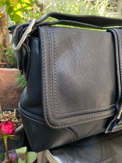 เทเลิกเก็บ มือสอง ของแท้ วินเทจ Y2K โค้ช Soho Flap Leather Shoulder bag  รุ่น F11196 รูปที่ 3