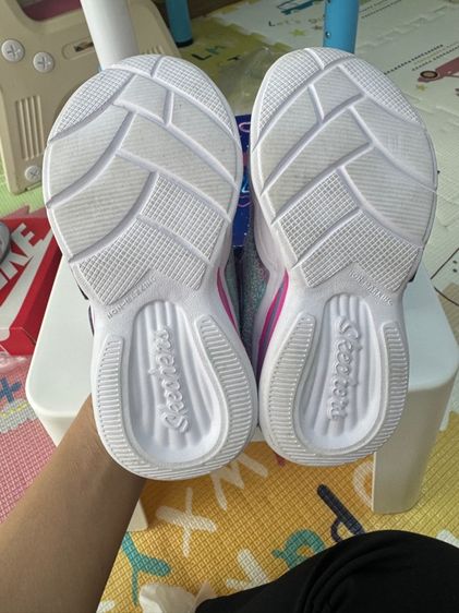 รองเท้า  รูปที่ 8