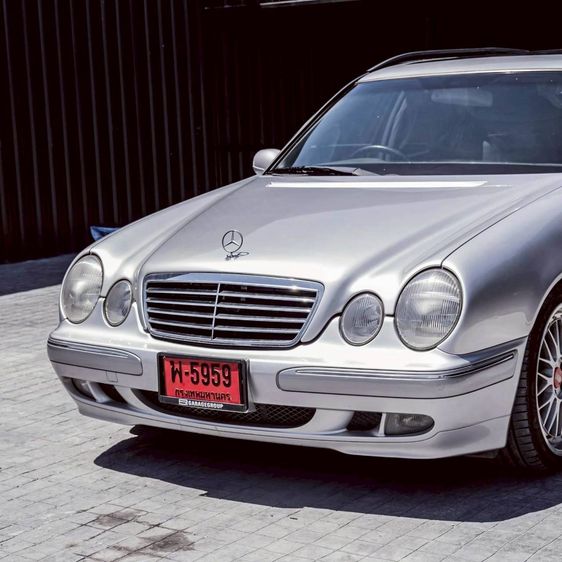 Mercedes-Benz E-Class 2002 E240 Sedan ดีเซล เทา รูปที่ 4