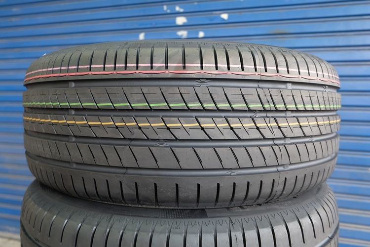 💛 ยางใหม่ Continental รุ่น UltraContact UC7 ขนาด 215 55R16 ปี25 รูปที่ 3