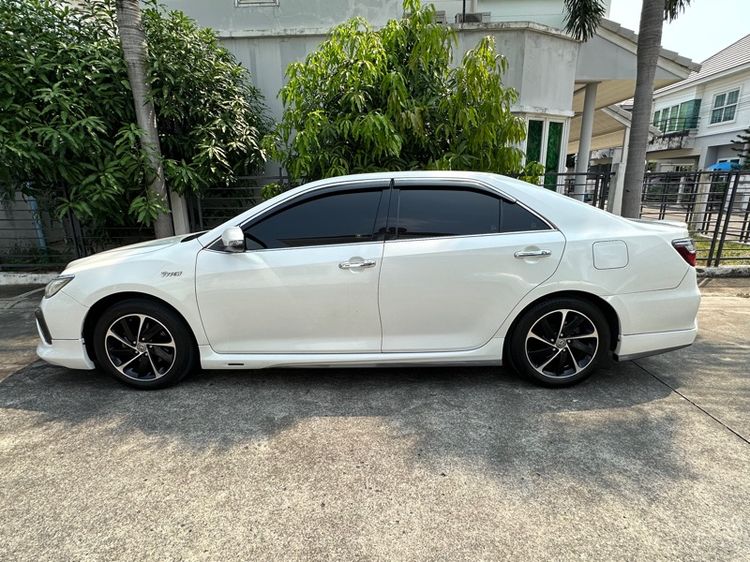 Toyota Camry 2015 2.0 G Extremo Sedan เบนซิน ไม่ติดแก๊ส เกียร์อัตโนมัติ ขาว รูปที่ 3