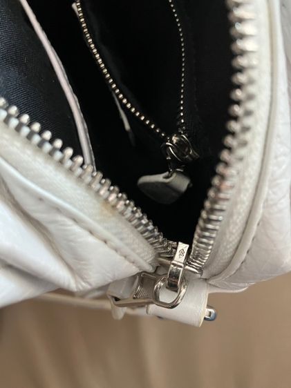 balenciaga  รูปที่ 6