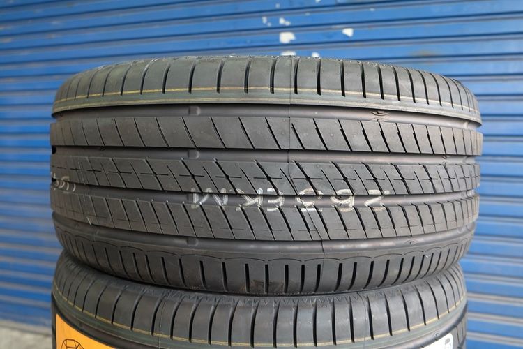 🌼ยางใหม่ Continental รุ่น  UltraContact UC7 ขนาด 225 45R17 ปี25 รูปที่ 4