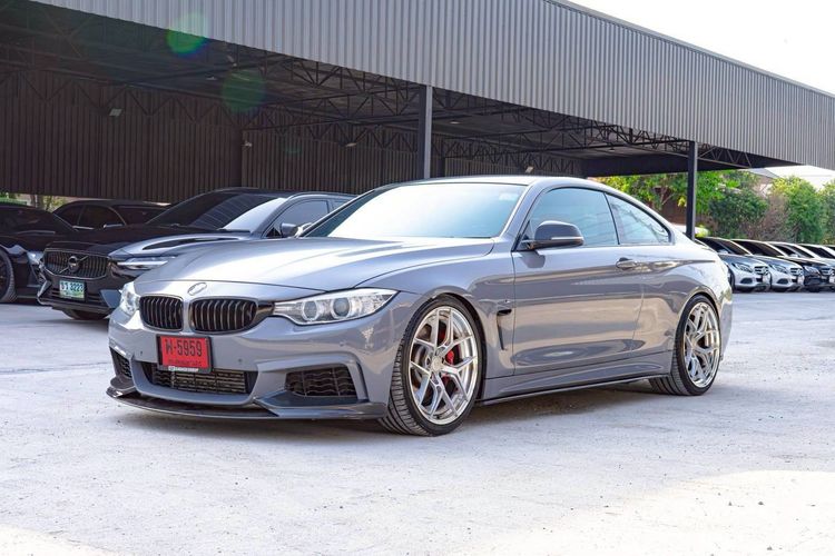 รถ BMW Series 4 420i สี เทา