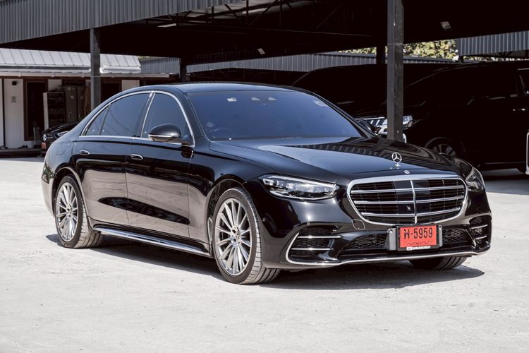Mercedes-Benz S-Class 2022 S580e Sedan ปลั๊กอินไฮบริด (PHEV) ดำ รูปที่ 3