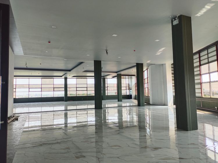 ปล่อยเช่าระยะยาวอาคารซูเปอร์ลักชัวรี่ ทำเลศักยภาพแห่งเดียว บนถนนศรีสมาน ตกแต่งพร้อมอยู่ รูปที่ 4