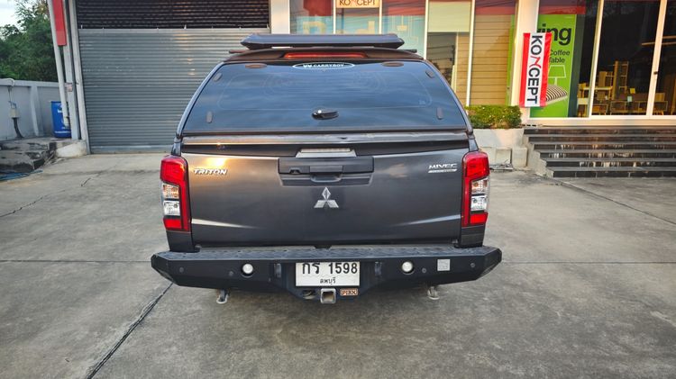 Mitsubishi Triton 2019 2.4 GT Premium 4WD Pickup ดีเซล ไม่ติดแก๊ส เกียร์อัตโนมัติ เทา รูปที่ 2