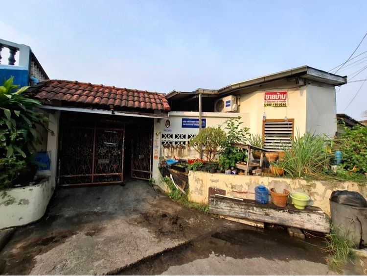 บ้านแฝด 35 ตรว. 