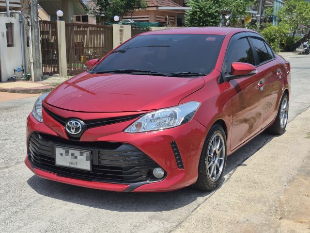 Toyota Vios 2017 1.5 E Sedan เบนซิน ไม่ติดแก๊ส เกียร์อัตโนมัติ แดง รูปที่ 3