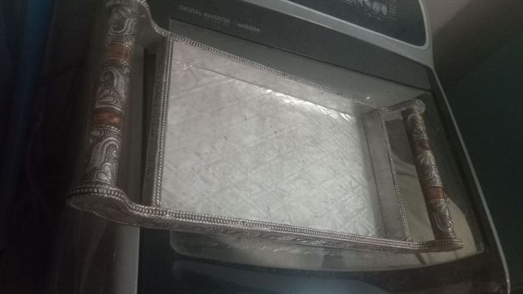 ถาดชลุเงินเก่า รูปที่ 2