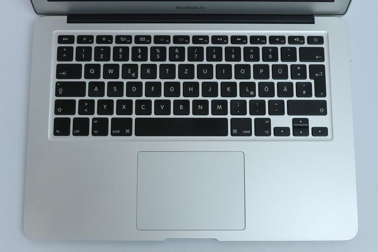 Macbook Air Core i5 2015 13" 8.256GB - ID26030095 รูปที่ 3