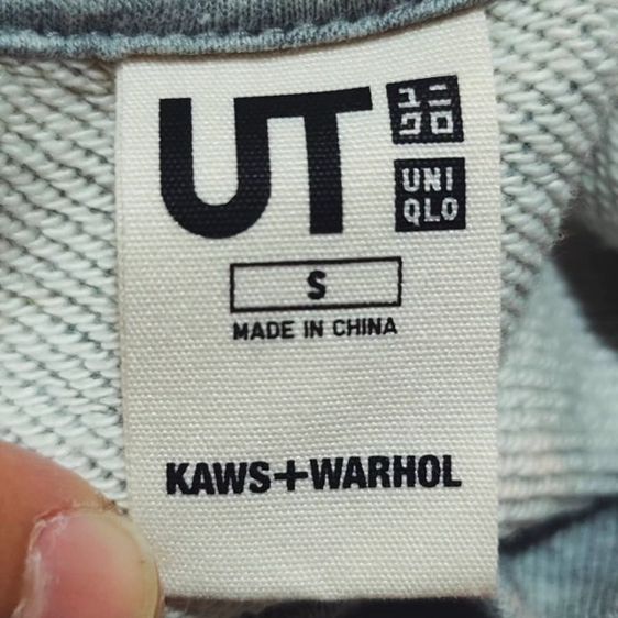 🩶UNIQLO  KAWS  WARHOL SWEATSHIRT🩶 รูปที่ 3