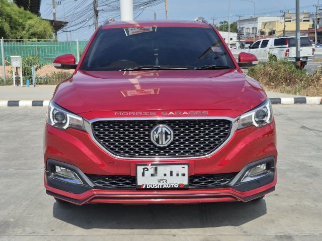 รถ MG ZS 1.5X+ Sunroof สี แดง