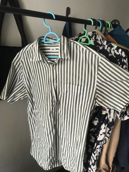 เสื้อเชิ้ตแขนสั้น UniQlo size M รูปที่ 2