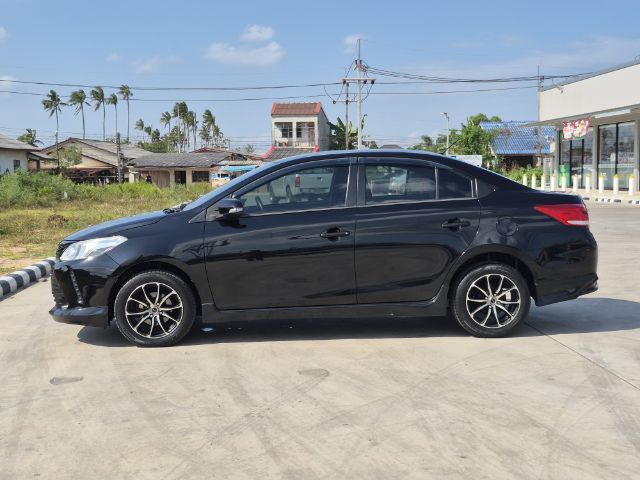 Toyota Vios 2017 1.5 E Sedan เบนซิน ไม่ติดแก๊ส เกียร์อัตโนมัติ ดำ รูปที่ 4