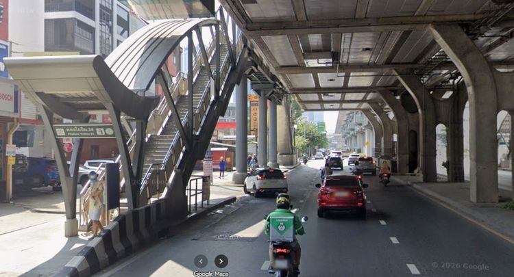 ขายด่วน ที่ดินติดถนนรัชดาภิเษก ใกล้เมเจอร์รัชโยธินเพียง 500 เมตร ราคาถูกที่สุดแปลงสุดท้าย ติดต่อ 063-363-4664 รูปที่ 3