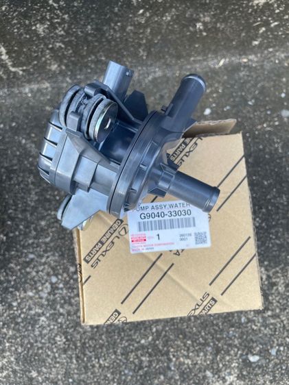 ปั้มน้ำรถยนต์แคมรี่ไฮบริดavv50