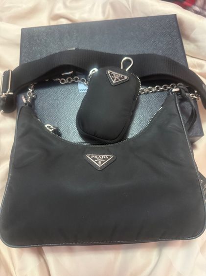 กระเป๋า prada