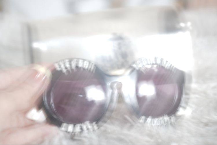 แว่นตากันแดดทรงกลมรุ่น On A Promiseแบรนด์ House of Holland  รูปที่ 4