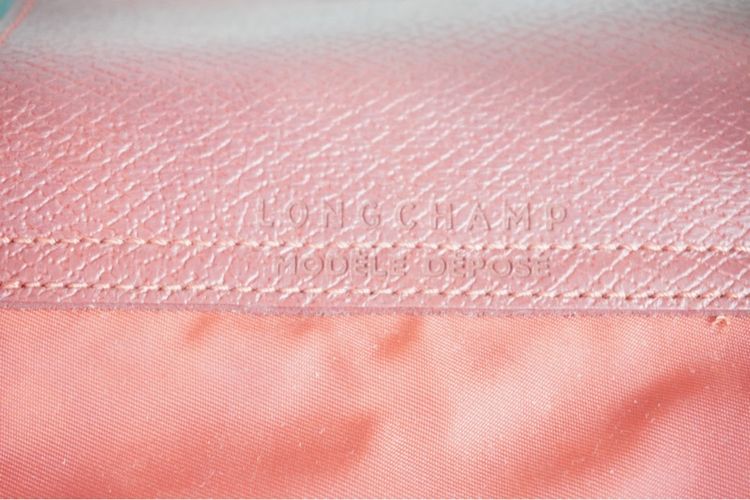 กระเป๋า Longchamp Le Pliage Neo Cavalier Limited Edition สีแดง รูปที่ 7