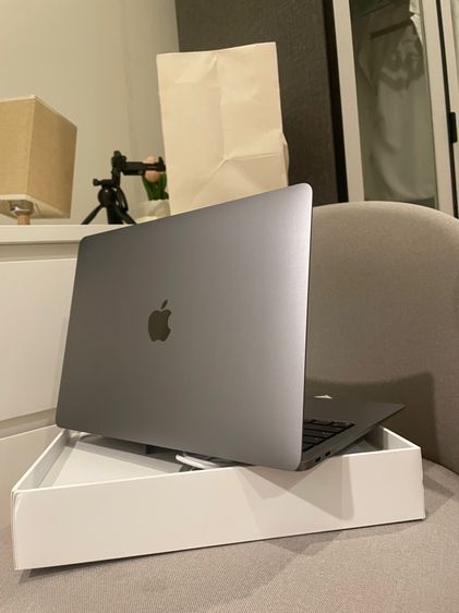 Apple ขาย MacBook Air m1 13 นิ้ว