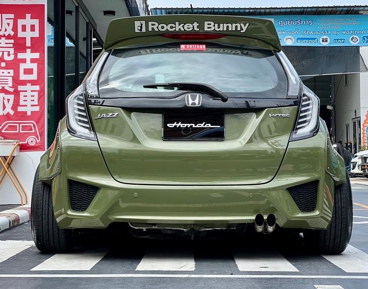 Honda Jazz 2016 1.5 V Sedan เบนซิน เกียร์ธรรมดา เขียว รูปที่ 4