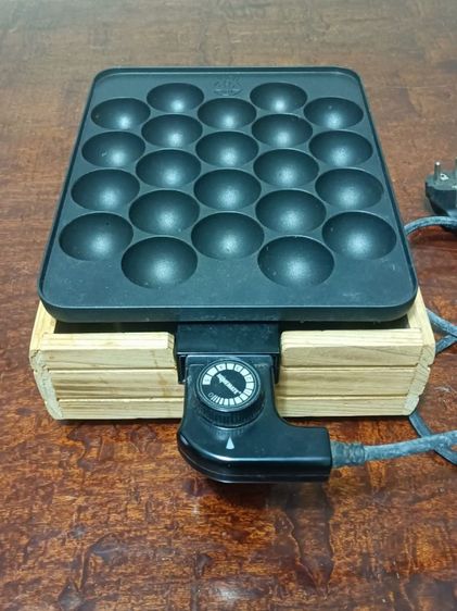 Homemate เครื่องทำขนมครกไฟฟ้า ทำทาโกะยากิ Takoyaki Maker รุ่น HOM-DF652 (สีดำ)

 รูปที่ 5