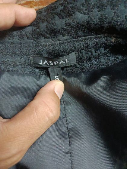 เสื้อโค้ท jaspal อก 38 ราคา 170 รส.