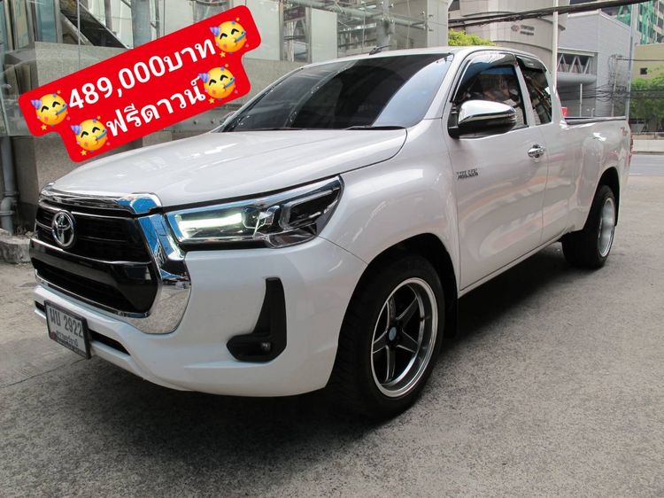 รถ Toyota Hilux Revo 2.4 Z Edition Mid สี ขาว