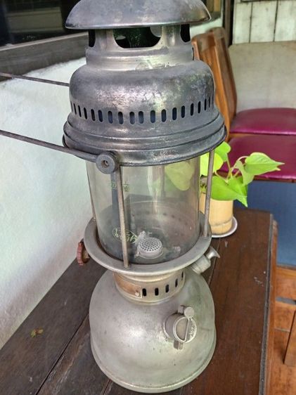 ตะเกียงทองเหลือง