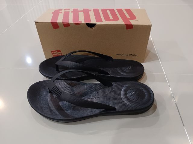 รองเท้าแตะผู้ชาย FitFlop ของแท้มือหนึ่ง รูปที่ 2