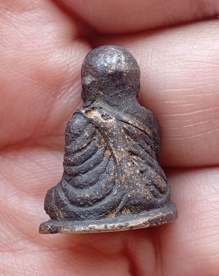 หลวงพ่อเงินพิมพ์นิยม รูปที่ 16