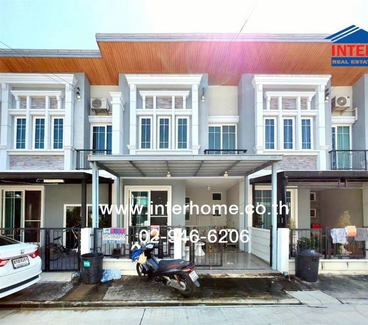 ทาวน์เฮ้าส์ 2 ชั้น 17.3 ตร.ว. หมู่บ้านโกลเด้นทาวน์ สาทร ใกล้แม็คโครกัลปพฤกษ์ ถนนกัลปพฤกษ์ ถนนท่าพระ เขตจอมทอง กรุงเทพมหานคร