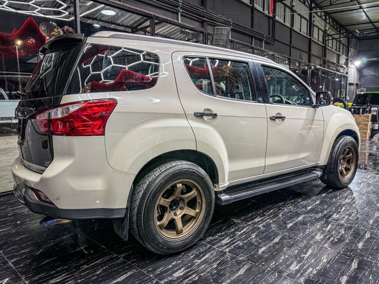 Isuzu MU-X 2014 3.0 ดีเซล ขาว รูปที่ 3
