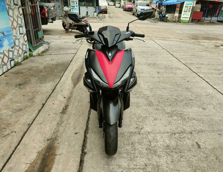 🛵ยังไงก็ขาย AEROX155 ปี 61 เครื่องดี สีสวย สตาร์ทมือ เล่มชุดโอนครบ+เปลี่ยนถ่ายน้ำมันเครื่องฟรี ส่งฟรี30 ก.ม รูปที่ 3