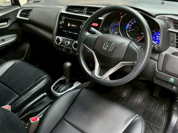 Honda Jazz 2015 1.5 V i-VTEC Sedan เบนซิน ไม่ติดแก๊ส เกียร์อัตโนมัติ เทา รูปที่ 4