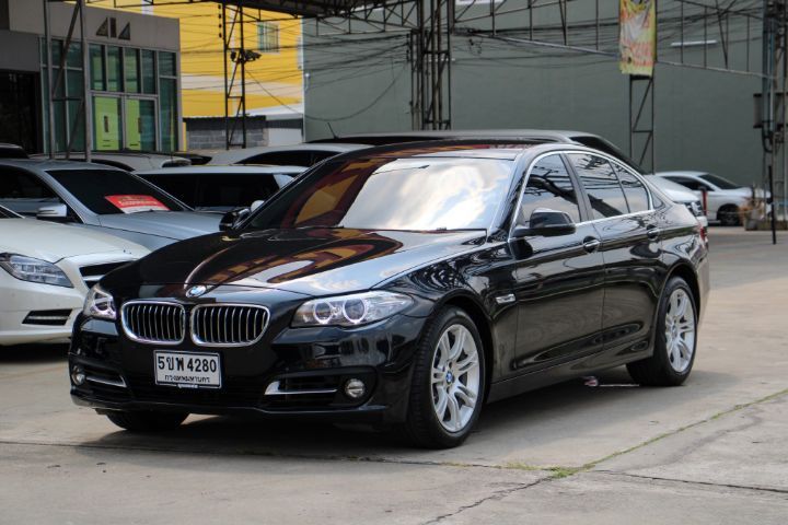BMW Series 5 2014 520d Sedan ดีเซล เกียร์อัตโนมัติ ดำ รูปที่ 2