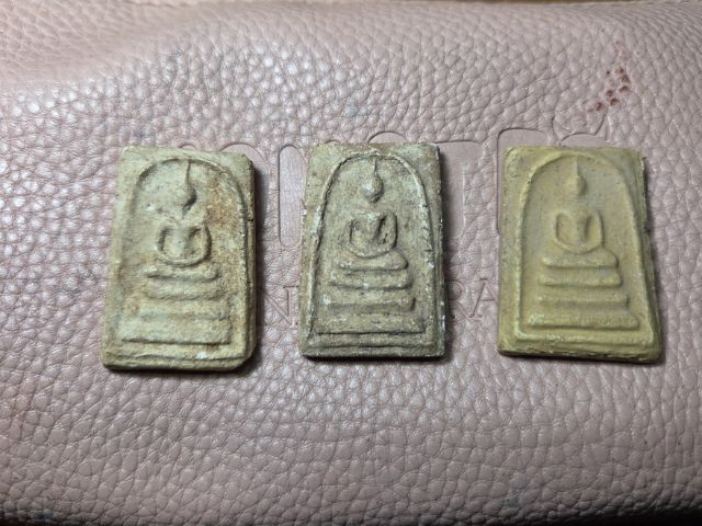 พระสมเด็จรวม 3 องค์ รูปที่ 2